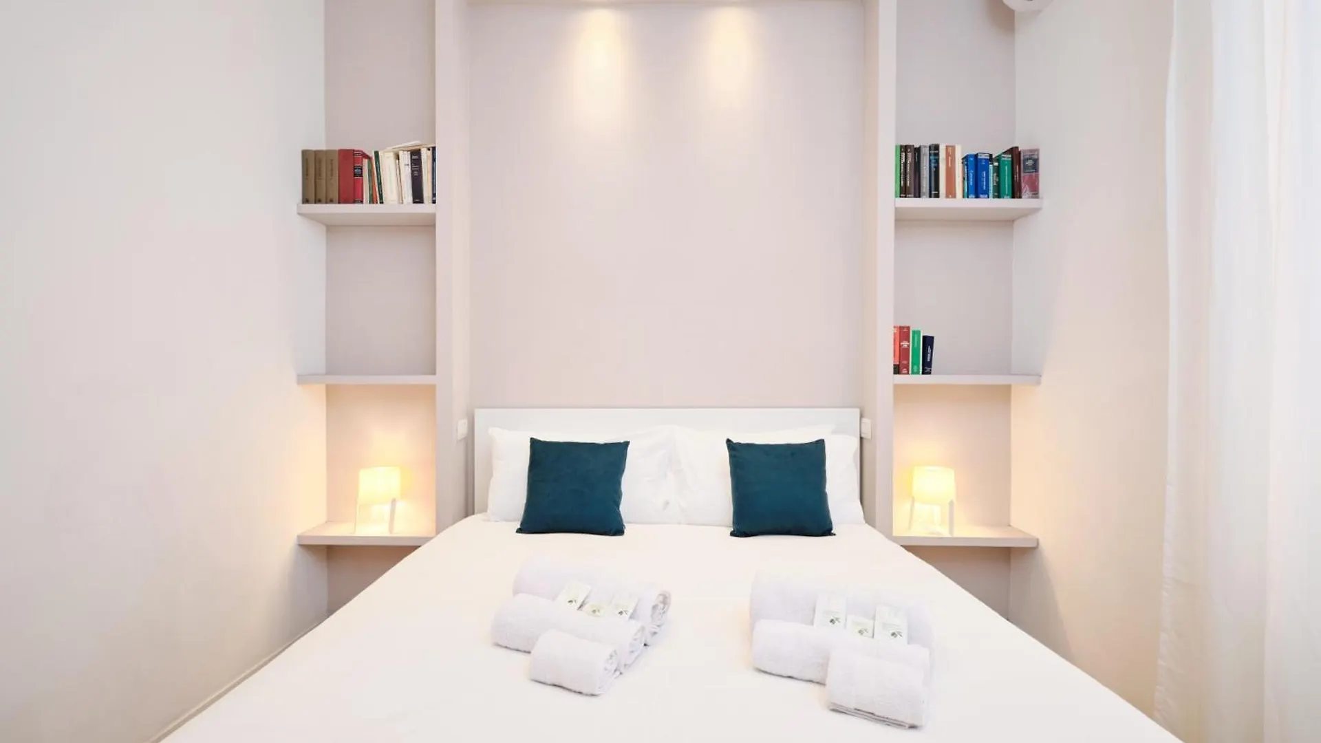 Elegant Apartment Near The Centre - Wi-Fi & Netflix Free Rome 0*,  Italie