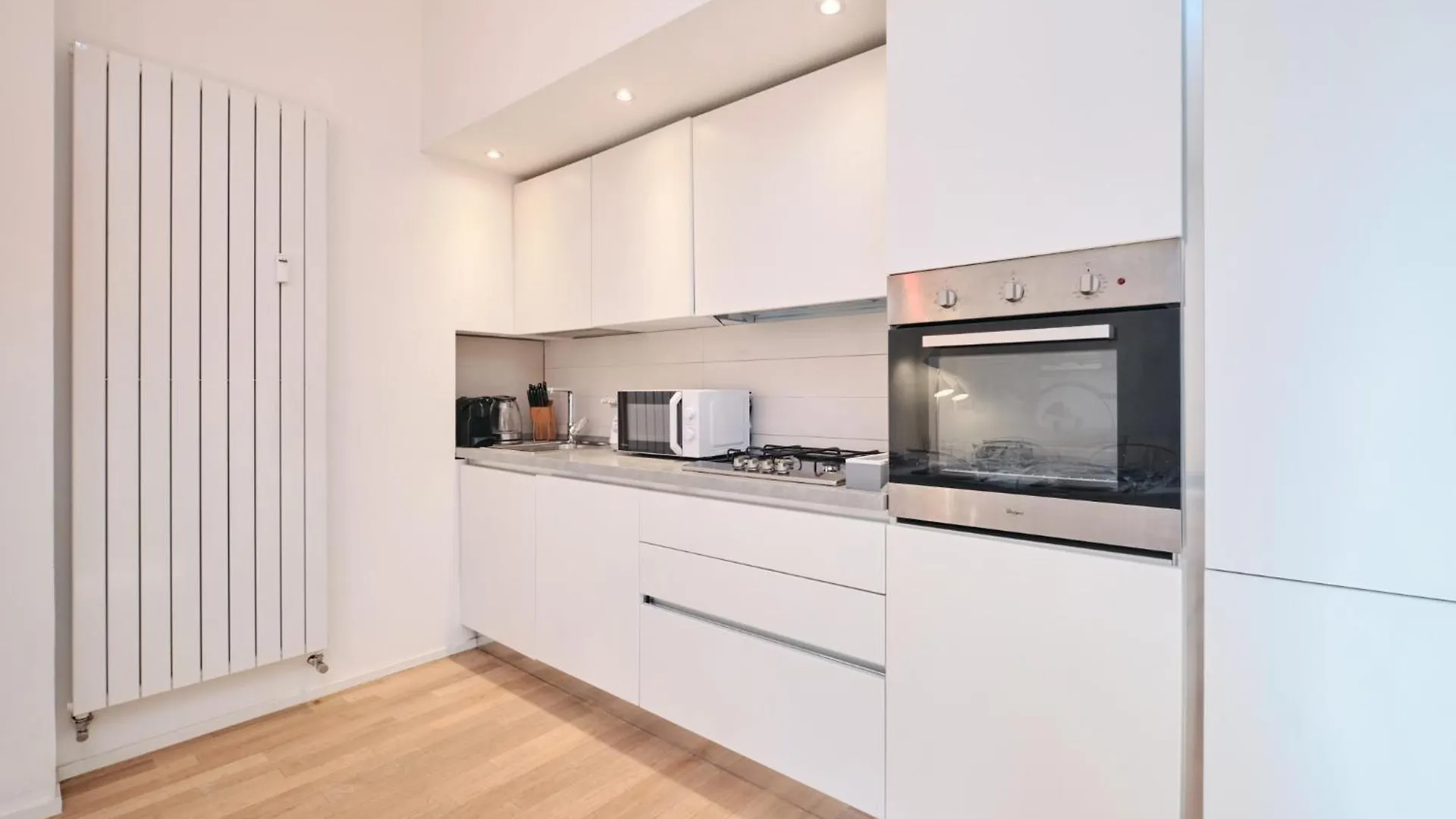 Elegant Apartment Near The Centre - Wi-Fi & Netflix Free Rome