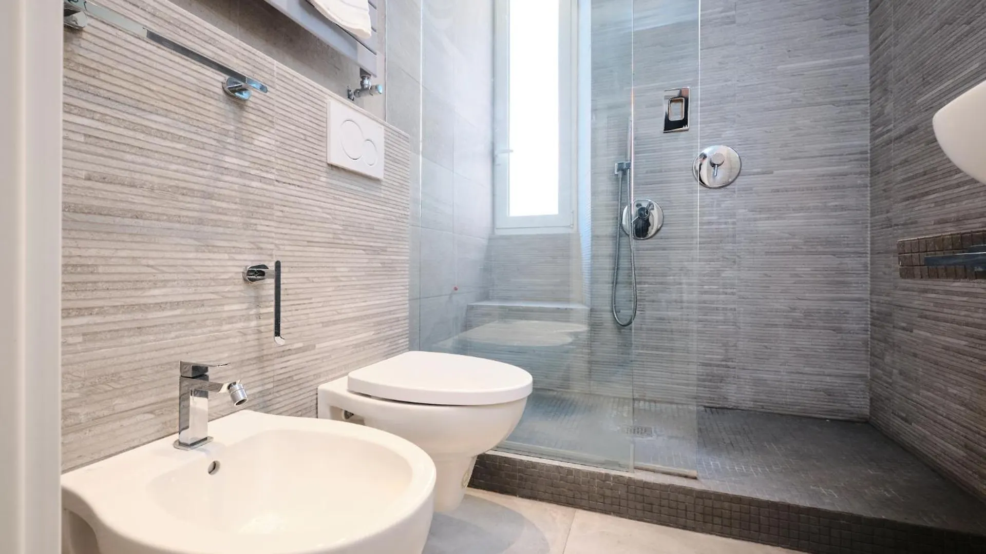 Elegant Apartment Near The Centre - Wi-Fi & Netflix Free Rome